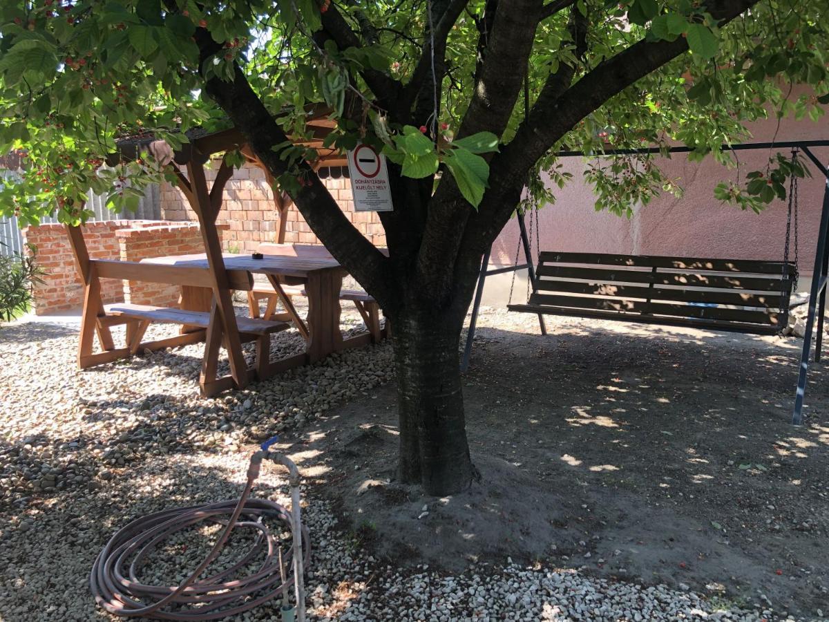 Appartamento Bettina Vendégház Kiskoros Esterno foto